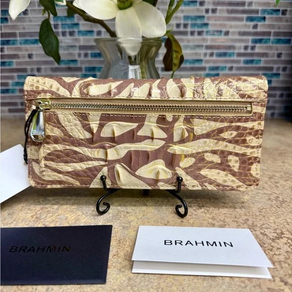 NWT Brahmin Ady Stepping Stone wallet - Picture 2 of 3